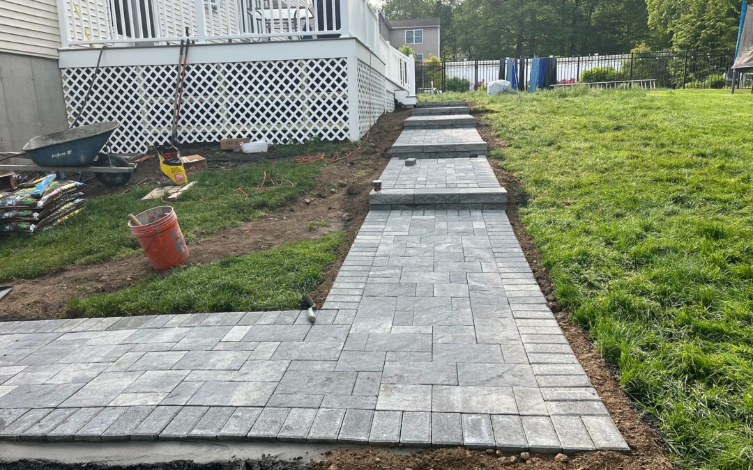Brick, Stone & Concrete Masonry for Patios & Walkways in Woodbury, CT