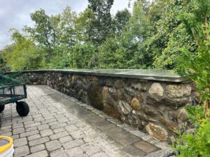 Stone Retaining Wall Builders in Connecticut by Arnold's Masonry and Construction