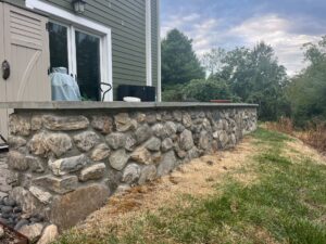 Stone Retaining Wall Builders in Connecticut by Arnold's Masonry and Construction